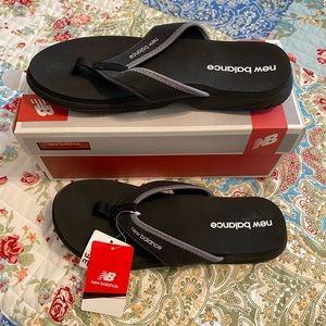 New Balance JOJO Thong sandals